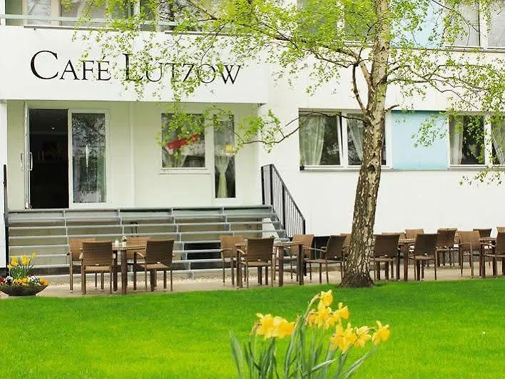 Hotel Luetzow-1